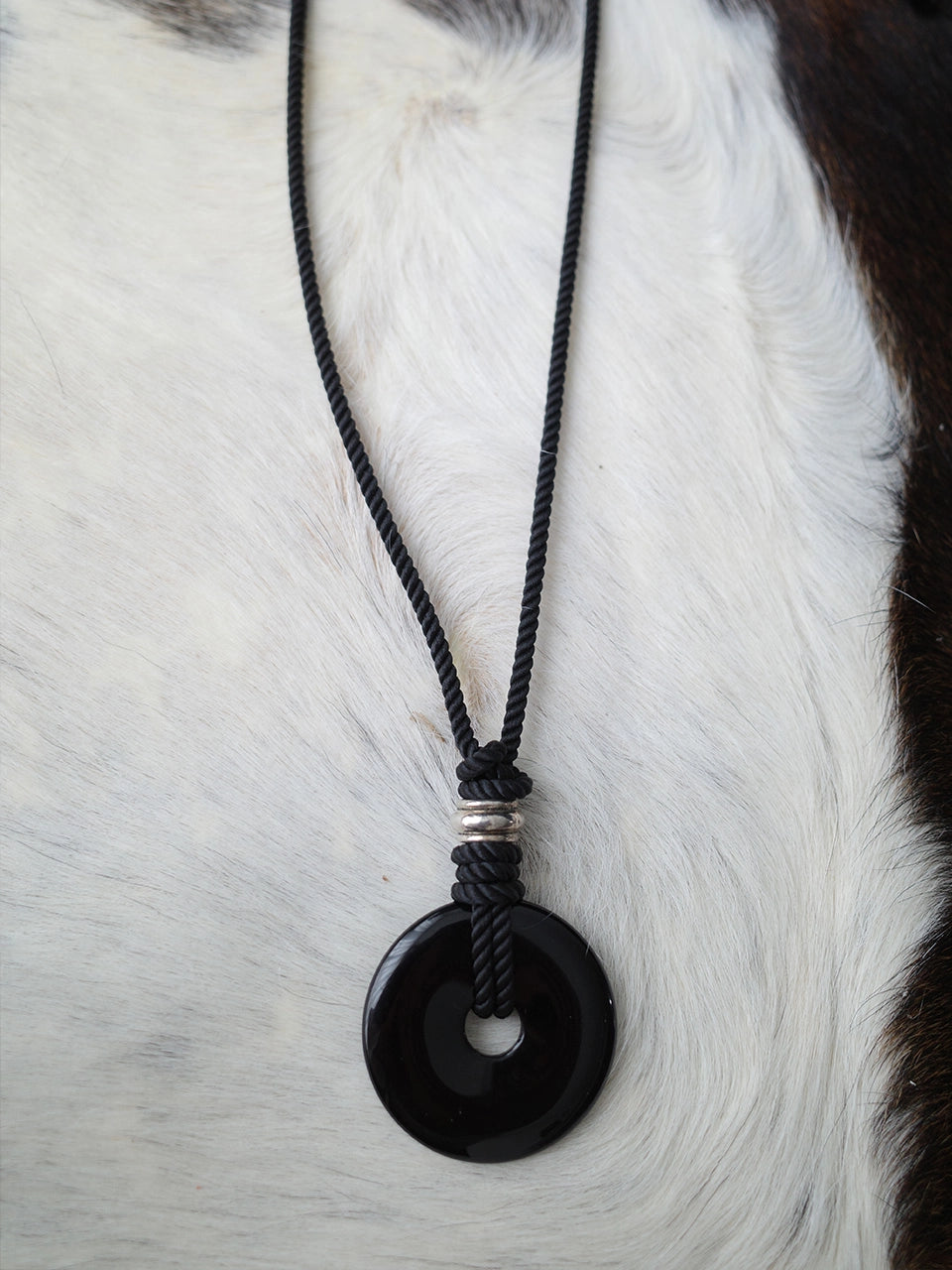 dazzling-club-fw-25-dark-moon-necklace-black-s