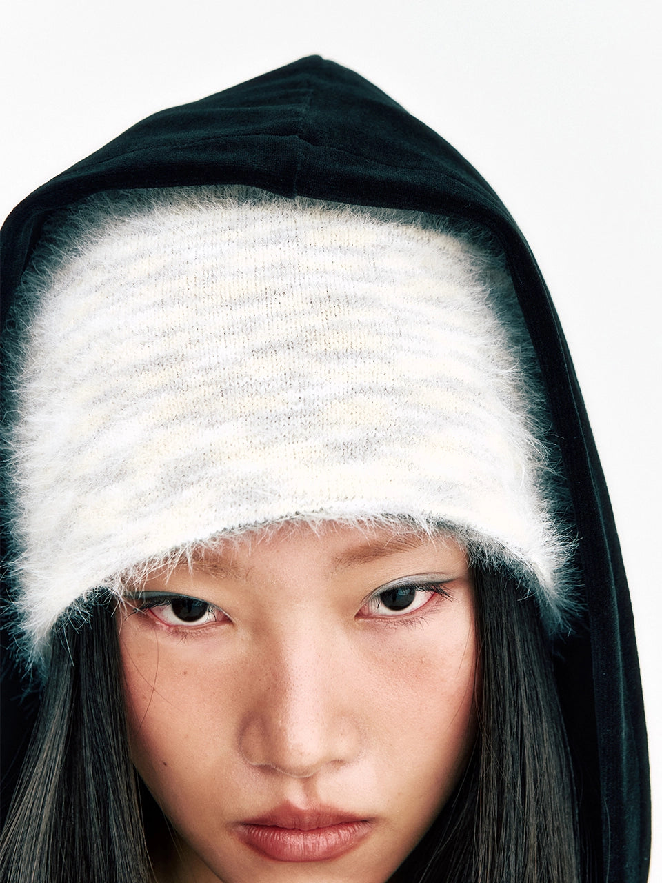 sserpe-fw-25-soft-hairy-gradation-beanie-ivory-grey-ivory-grey-s
