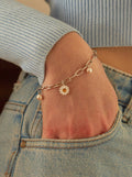 lombrillant-seasonless-fleur-motherofpearl-chain-bracelets