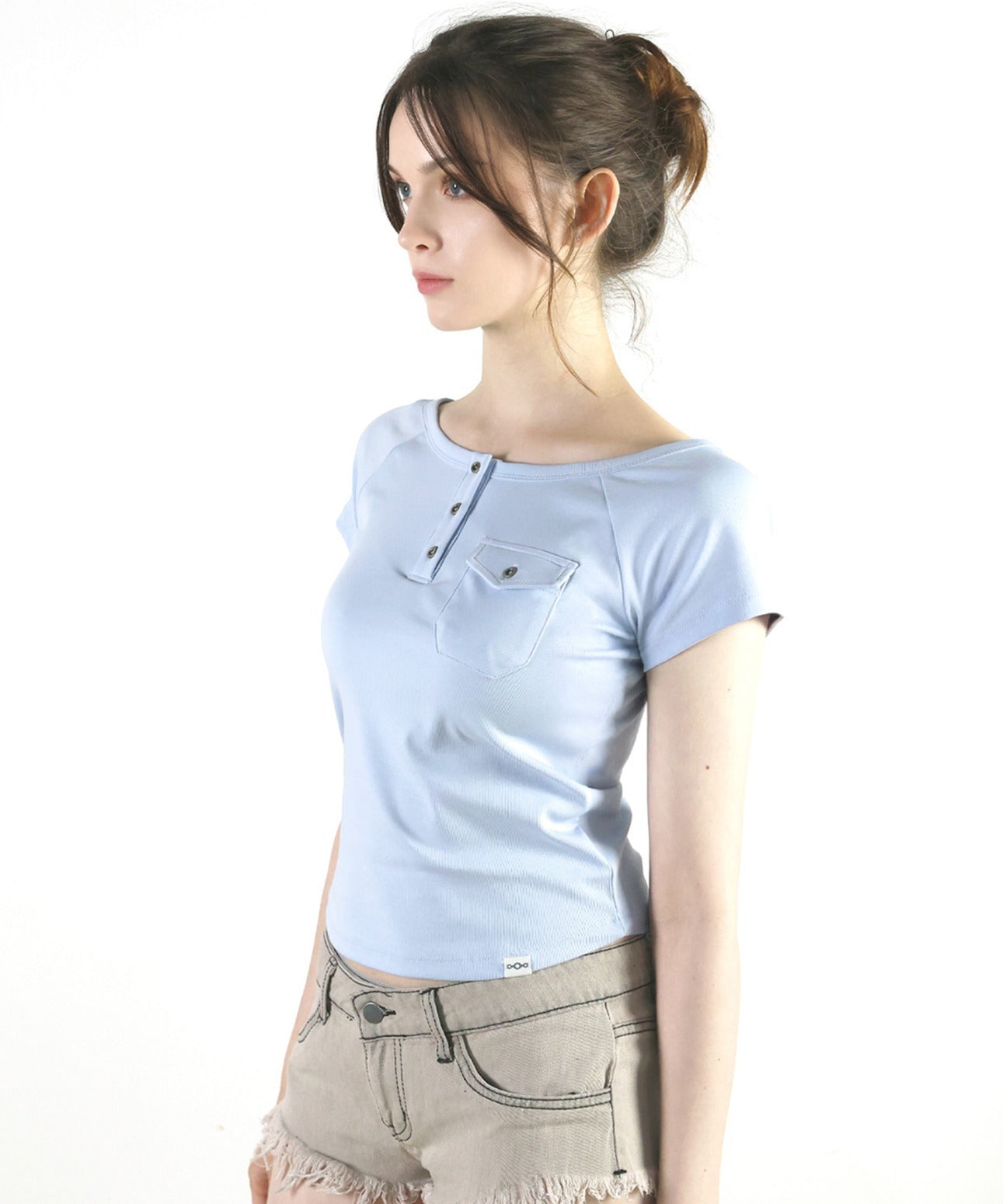 magoren-seoul-fw-26-pocket-henley-neck-t-shirt-pale-blue-pale-blue-s