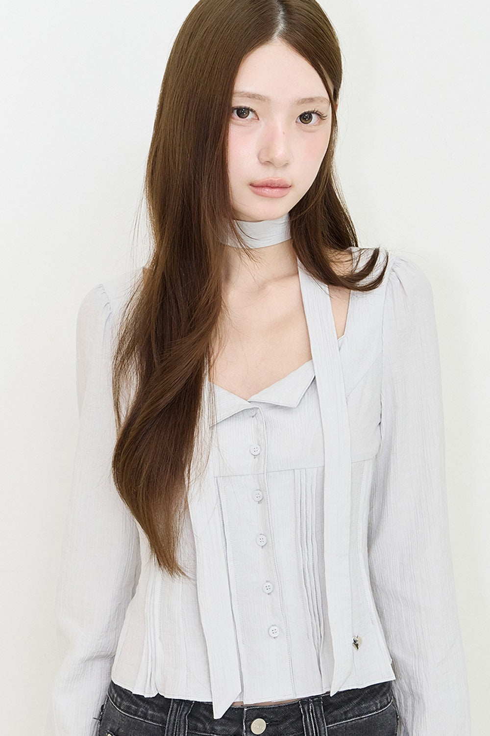 illigo-fw-26-pintuck-flare-blouse-gray-gray-s