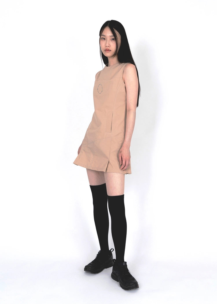 iina-000-ss-26-reflective-4-pockets-dress-beige-beige-s