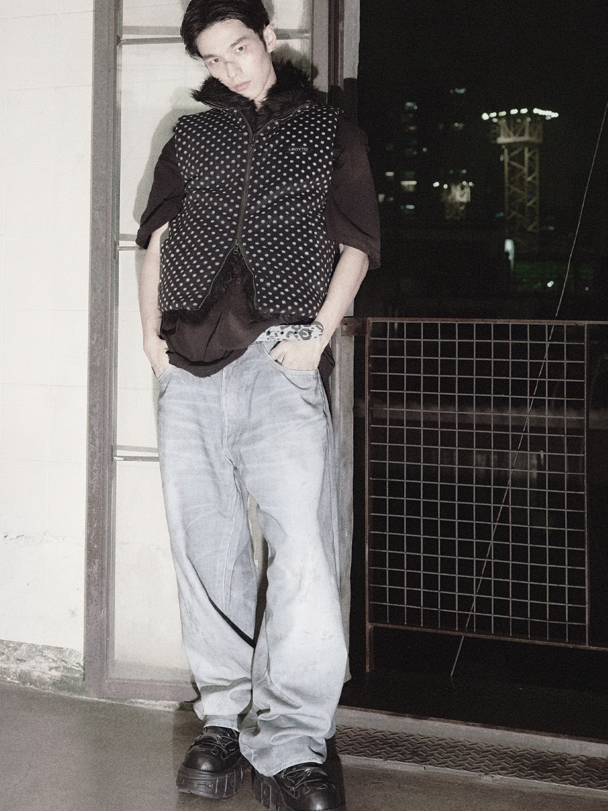 lecyto-fw-25-haze-reversible-dot-fur-vest-black-black-s