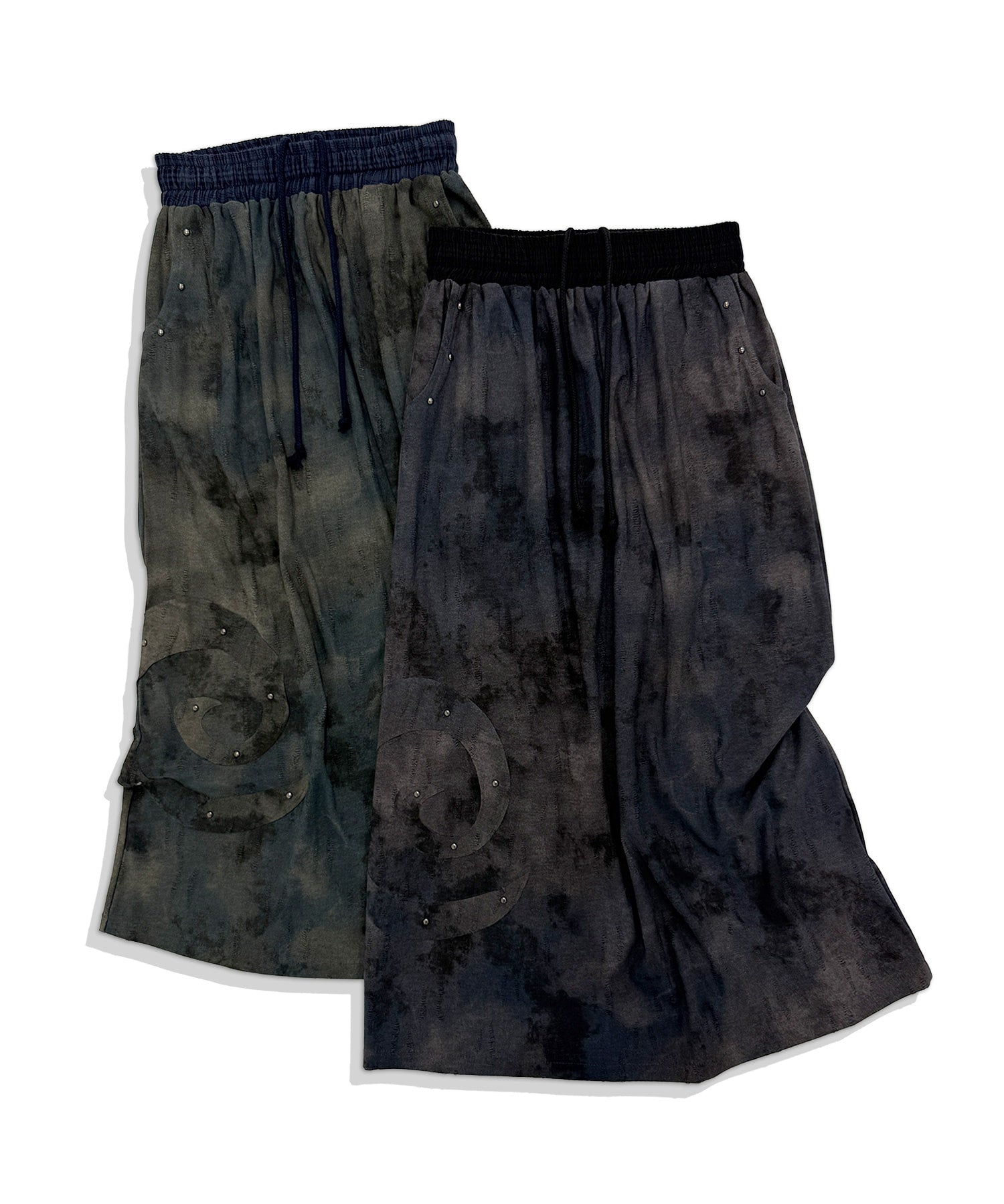 plasmasphere-ss-26-tornado-check-studded-sweat-maxi-skirt-2color-khaki-s