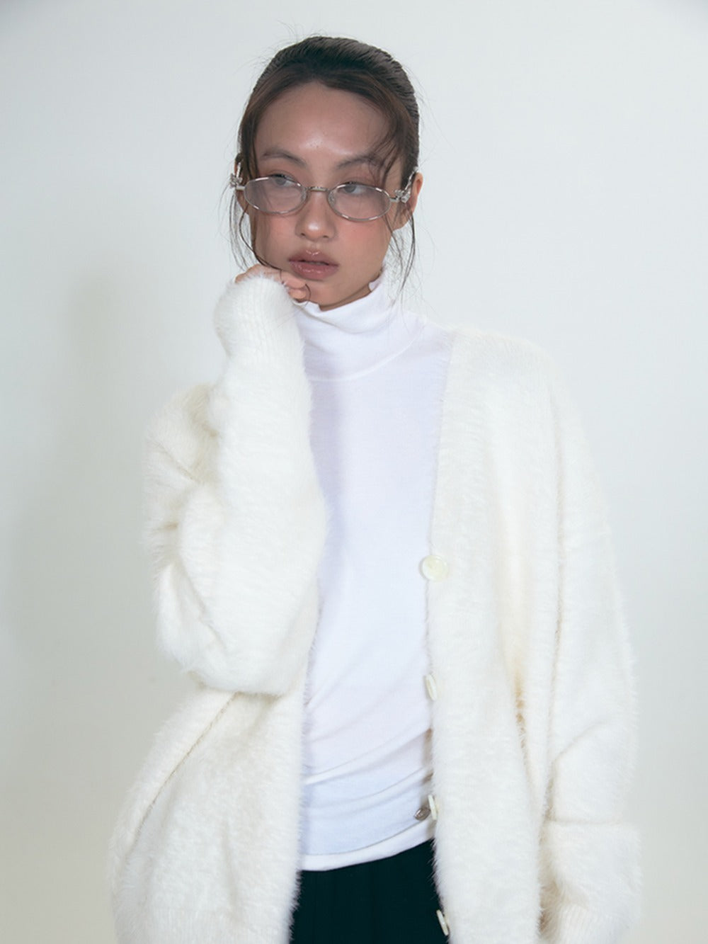 call-out-new-year-fw-25-hairy-loosefit-cardigan-ivory-ivory-s