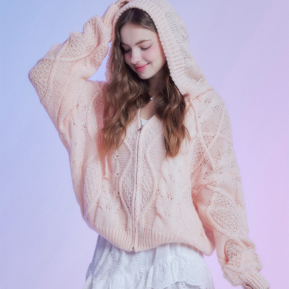 moonfairy-fw-24-laurel_cable_hood_zip_uppink