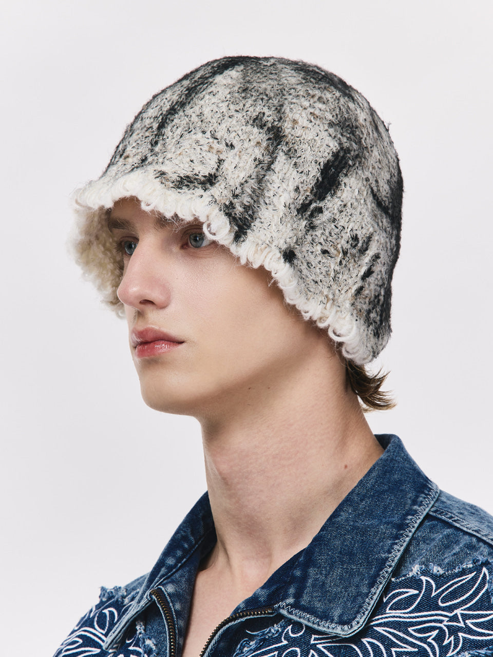 the-greatest-fw-25-vintage-painting-bucket-hat-white-white-s