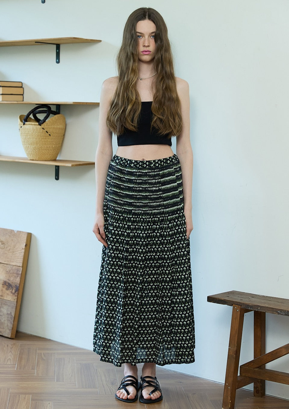 opendoorstudio-fw-26-printed-tiered-maxi-skirt-black-black-s
