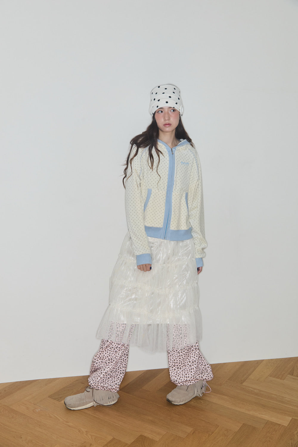 shakiri-fw-25-terry-dot-raglan-hoodie-cream-blue-cream-blue-s