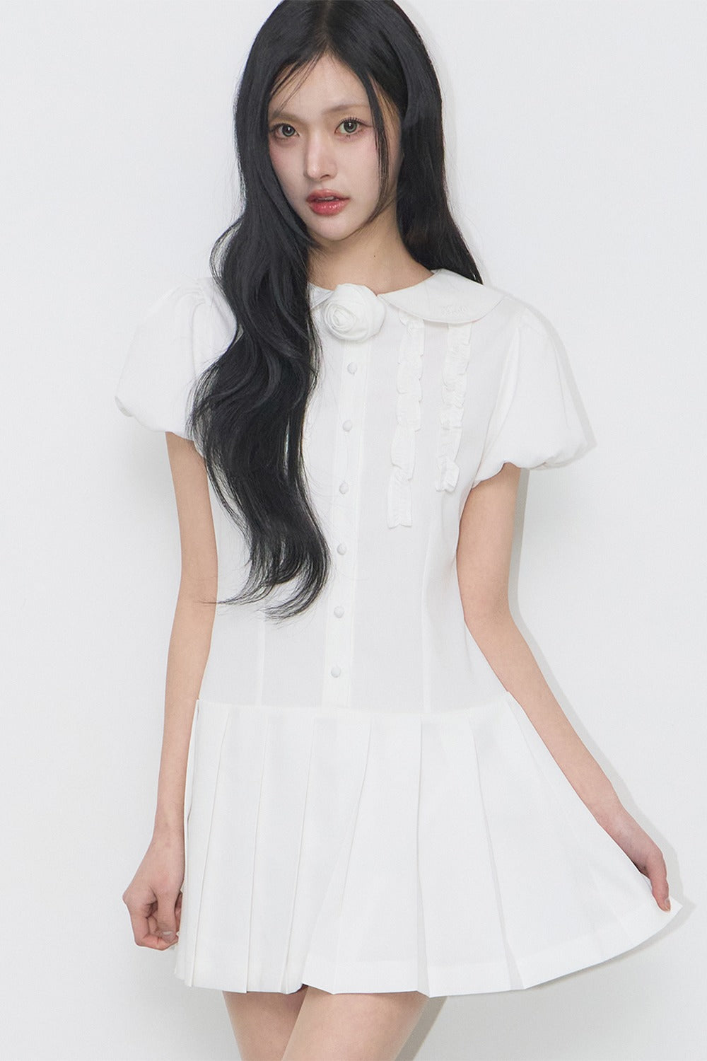 illigo-ss-26-rose-pleated-mini-dress-white-white-s