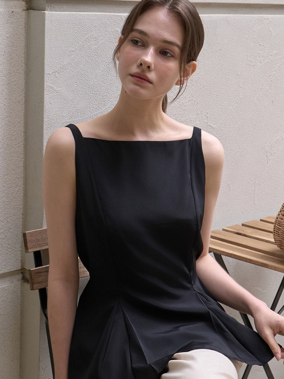 joorti-ss-25-peplum-silky-blouse-black-j1766