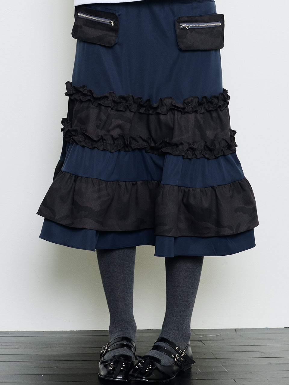 luv-is-true-fw-25-ev-pocket-skirt-navy-navy-s