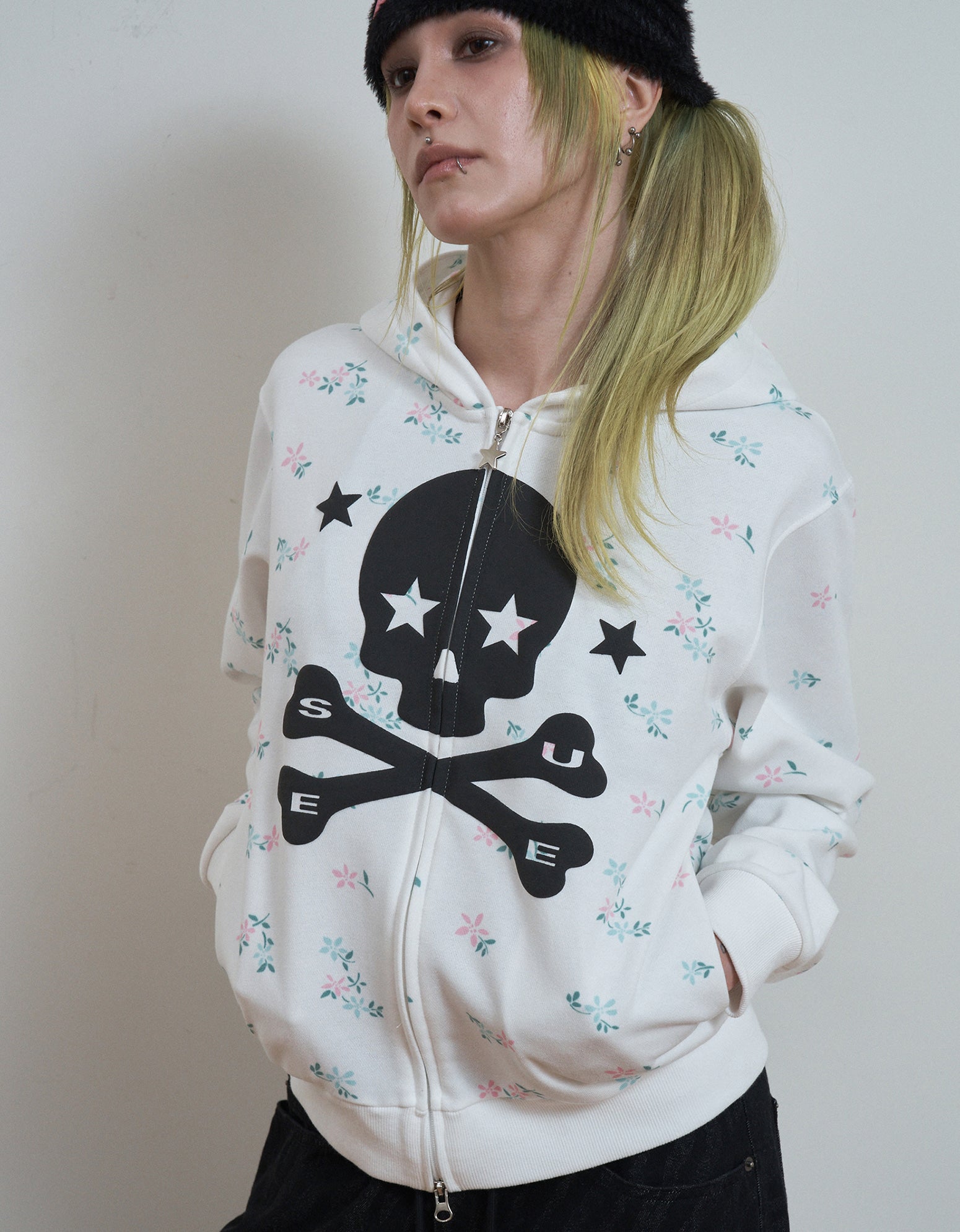 setup-exe-fw-26-skull-logo-hoodie-zip-up-ivory-ivory-s