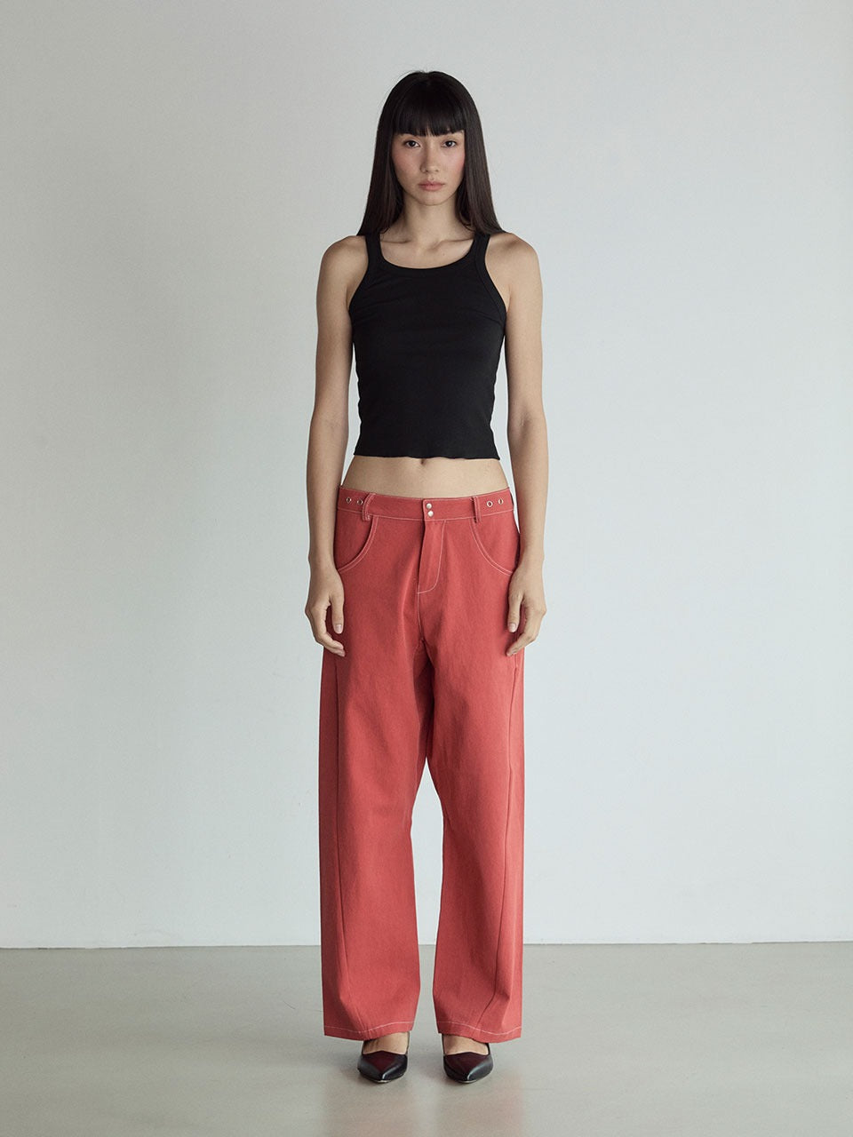 visus-ss-25-stitch-lowrise-cotton-pants_red-clay