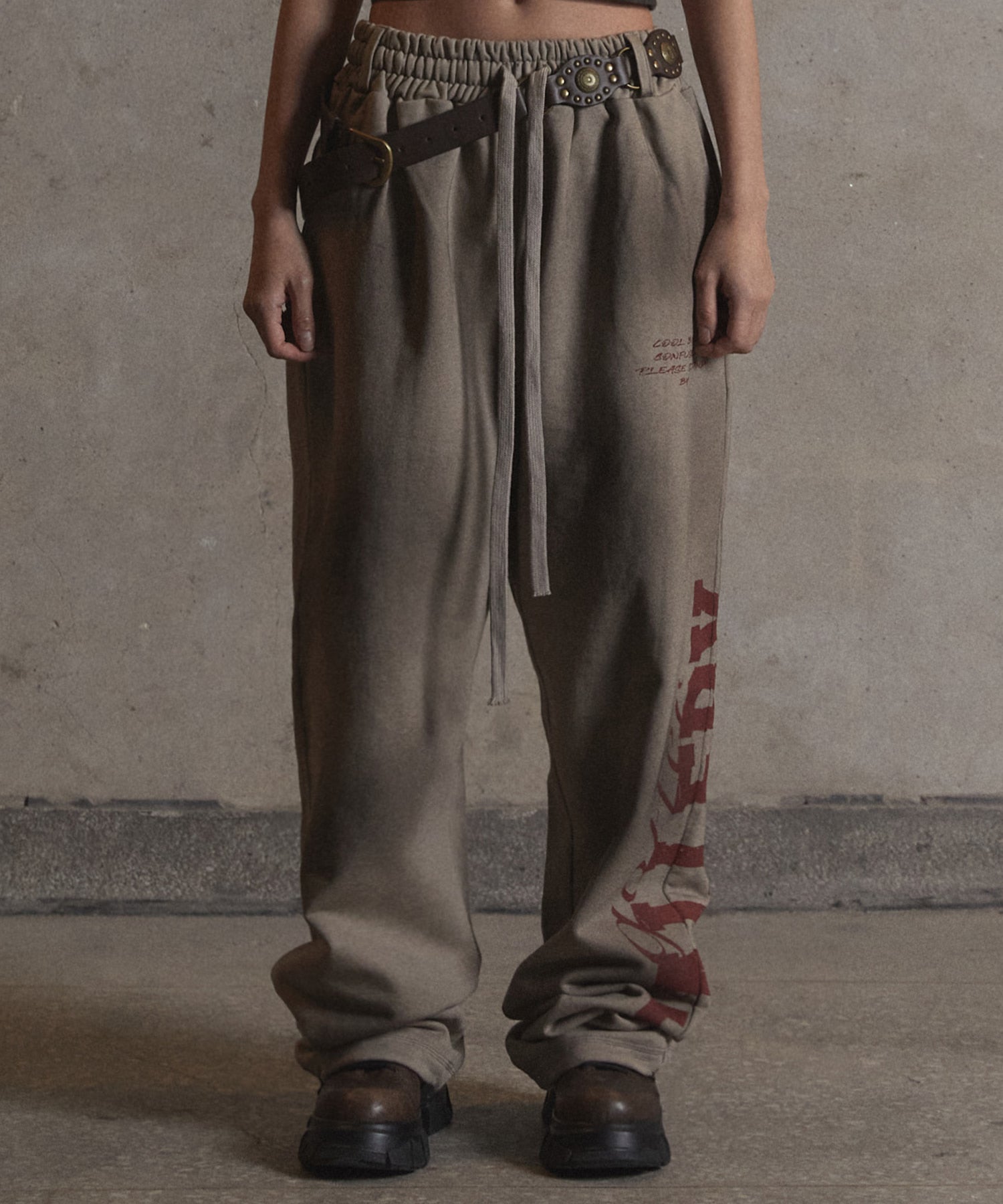 gottergallery-ss-26-side-logo-cross-dirty-sweat-pants-beige-ash-beige-s