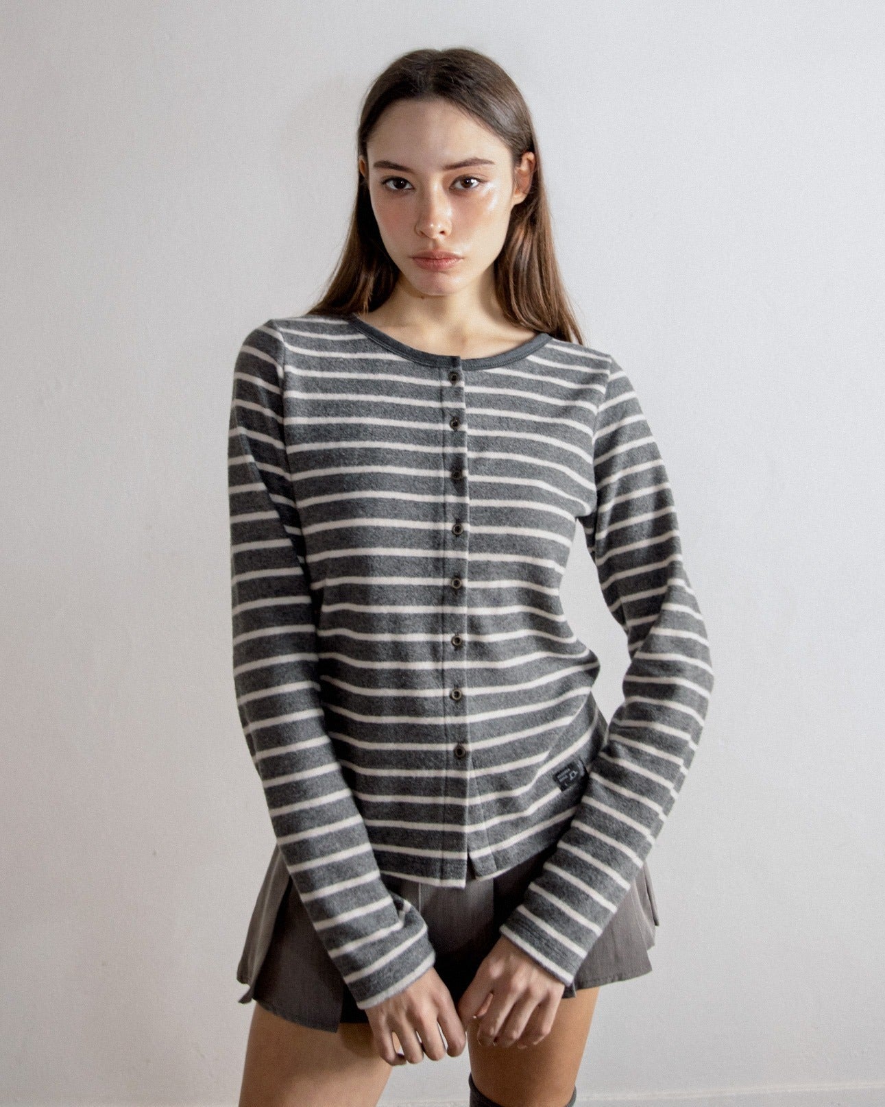 magoren-seoul-ss-26-fleece-cardigan-stripe-charcoal-charcoal-s