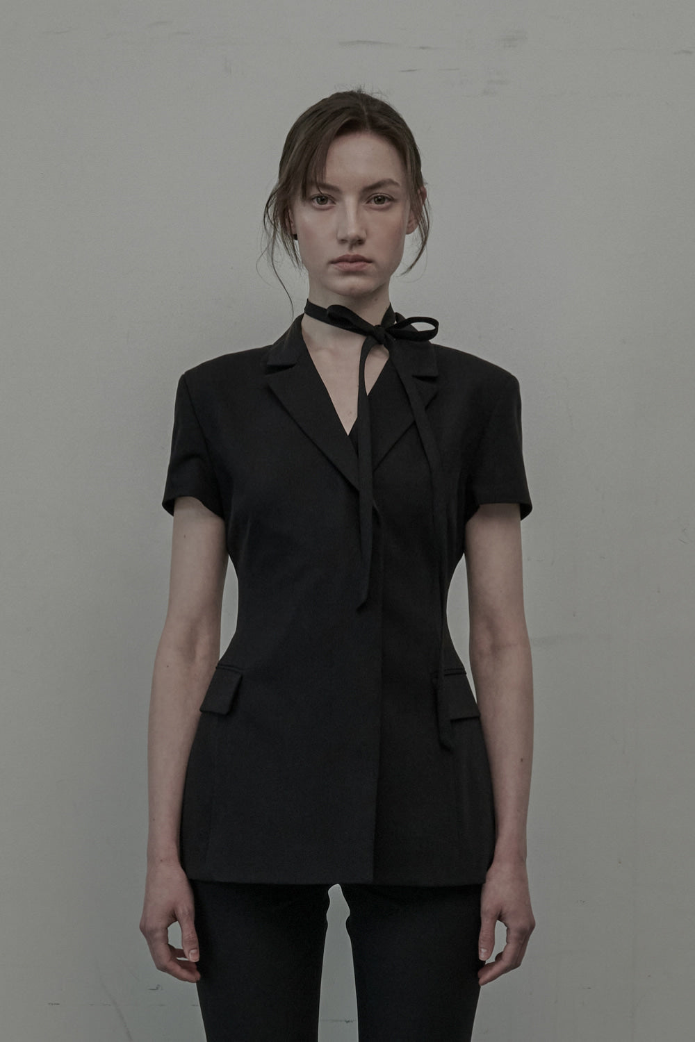 mausoleum-ss-25-emma-string-half-sleeve-jacketblack