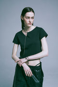 ssy-ss-25-wrap-heart-chain-tshirt-black