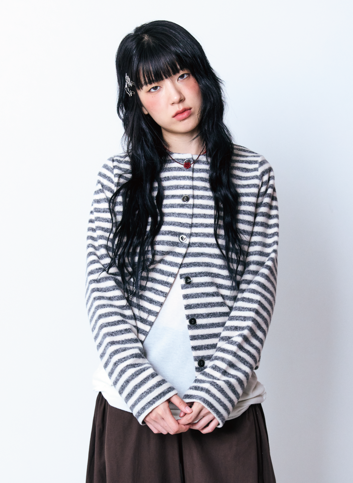 guwolsibil-fw-26-stripe-granny-cardiga-ivory-black-black-ivory-s