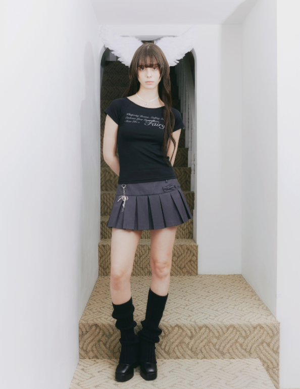 [WHISFAIRY] Whisper Lettering Tee (BLACK)