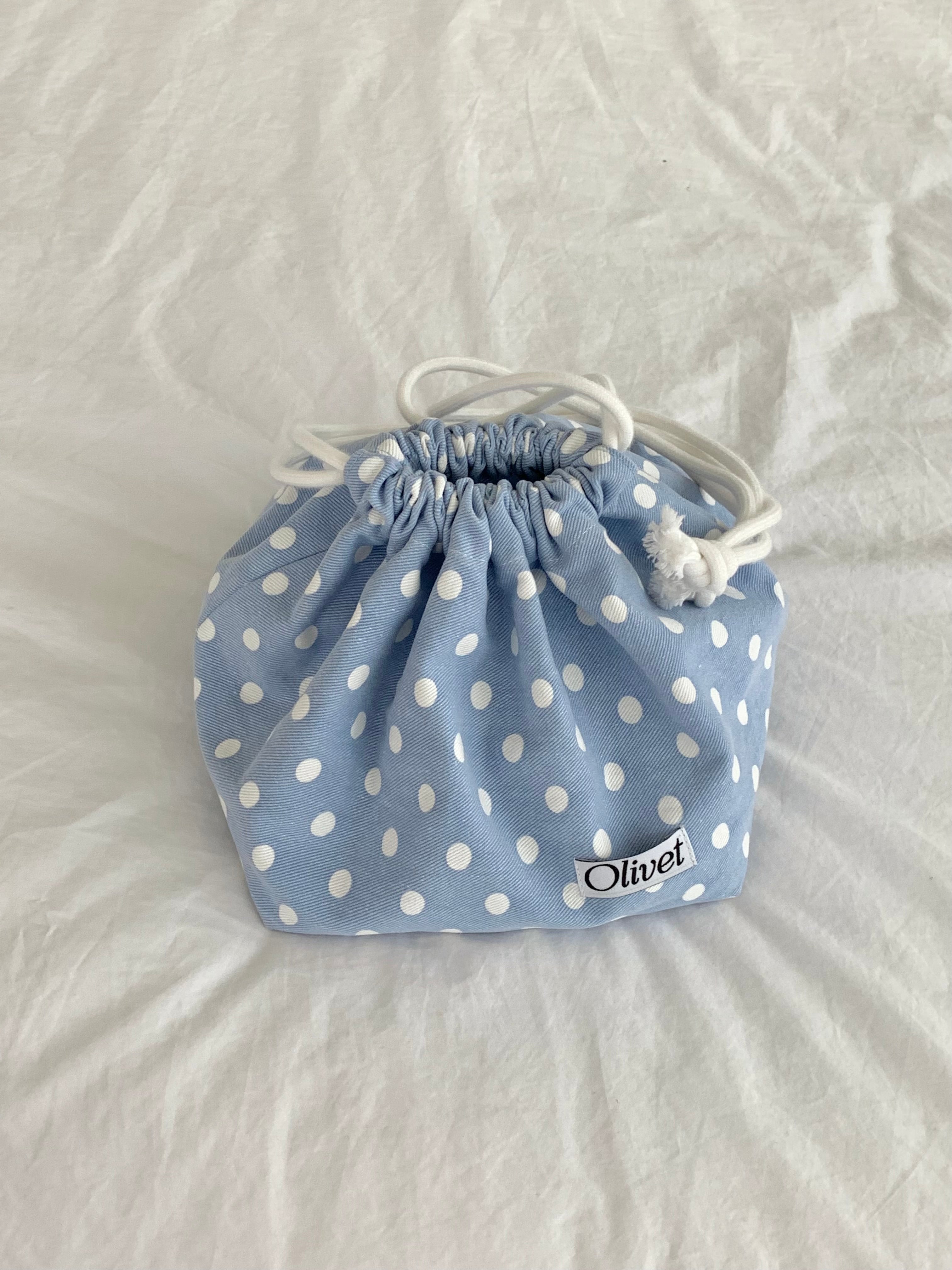 olivet-fw-26-dot-string-pouch-blue-blue-s