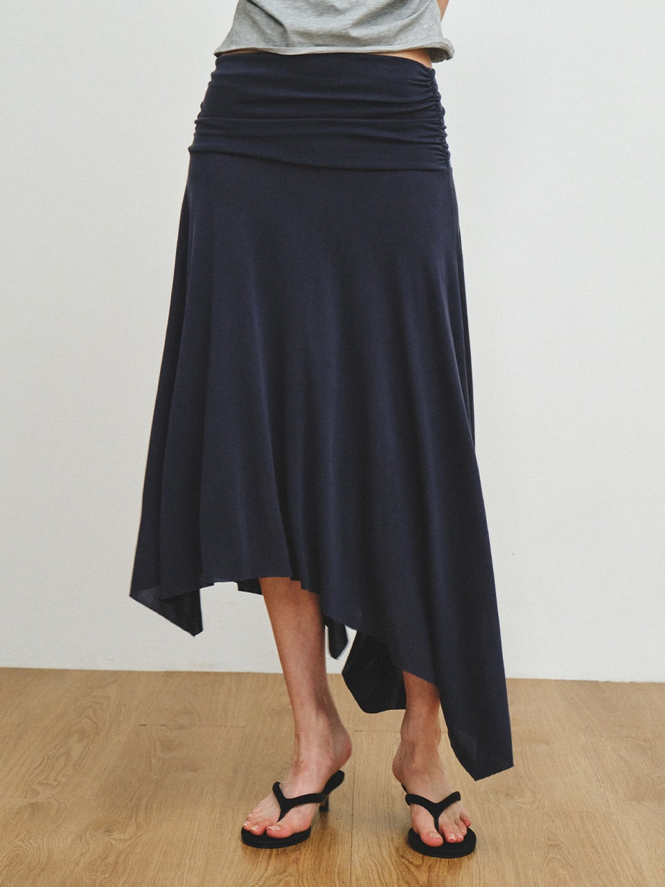 plzproject-ss-26-waist-shirring-skirt-navy-navy-s