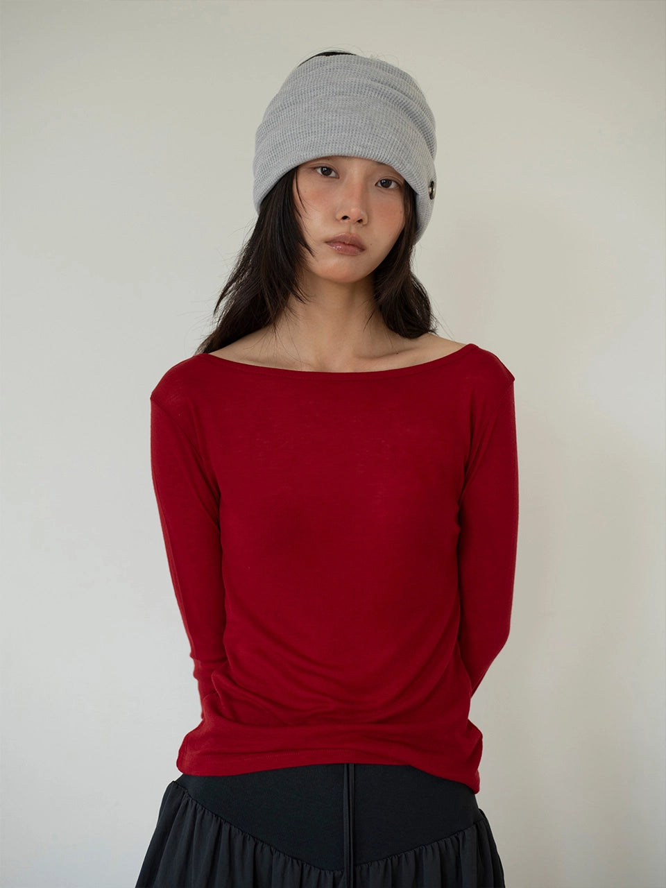 onska-fw-25-soft-boatneck-t-red-red-s