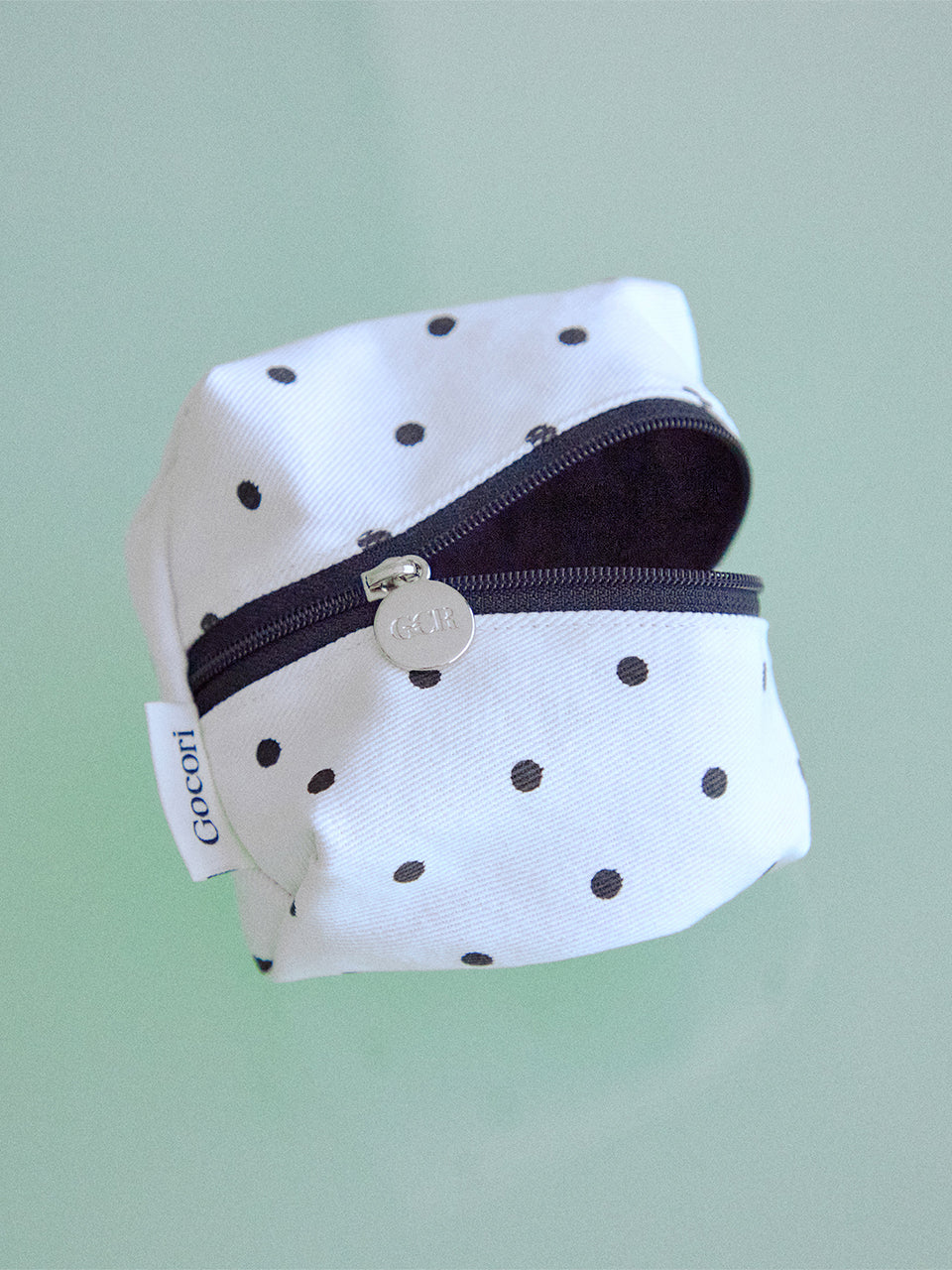 gocori-ss-26-dot-pomi-pouch-dot-s