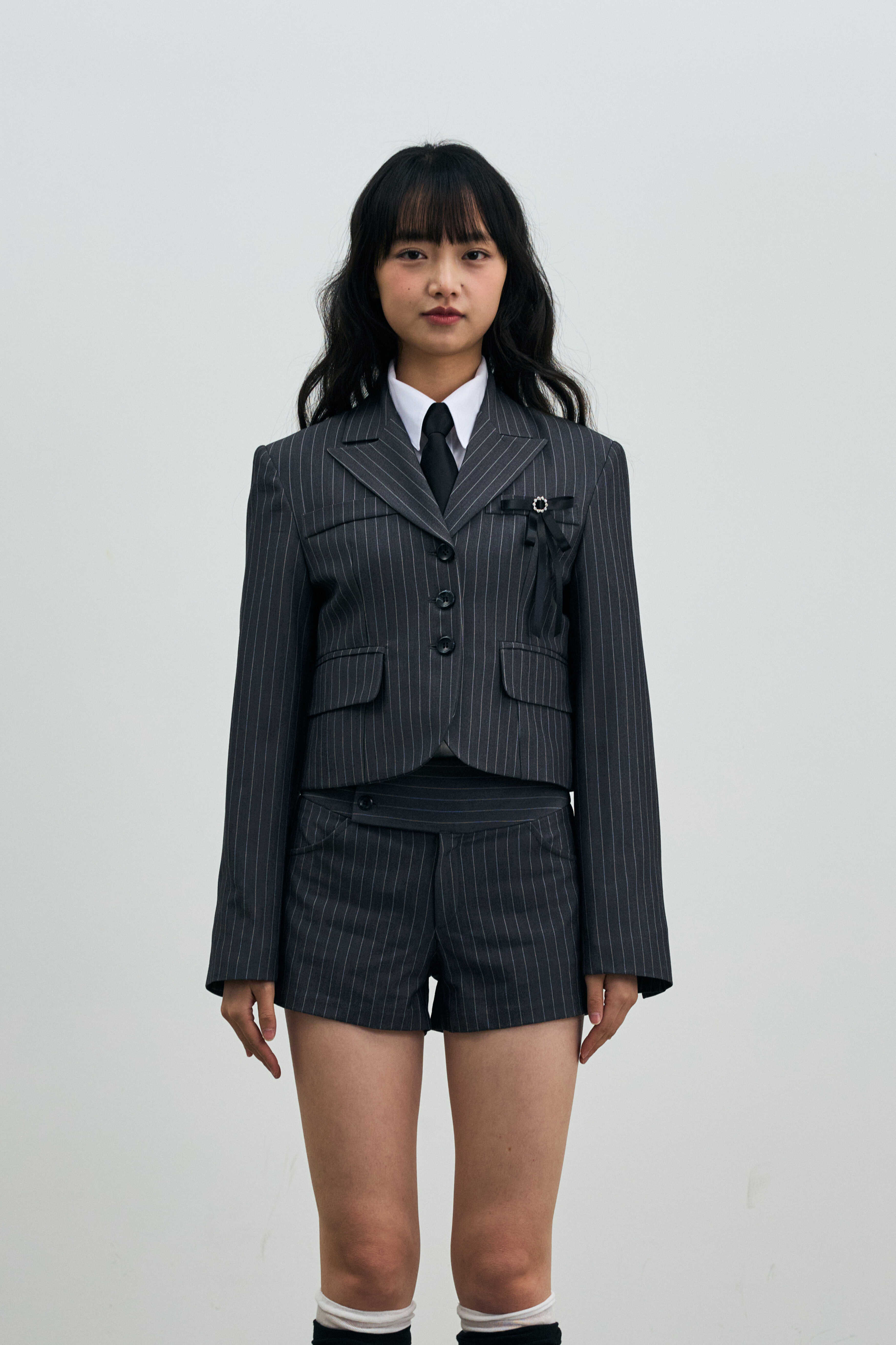 ari-ss-26-avel-pinstripe-crop-jacket-charcoal-charcoal-s