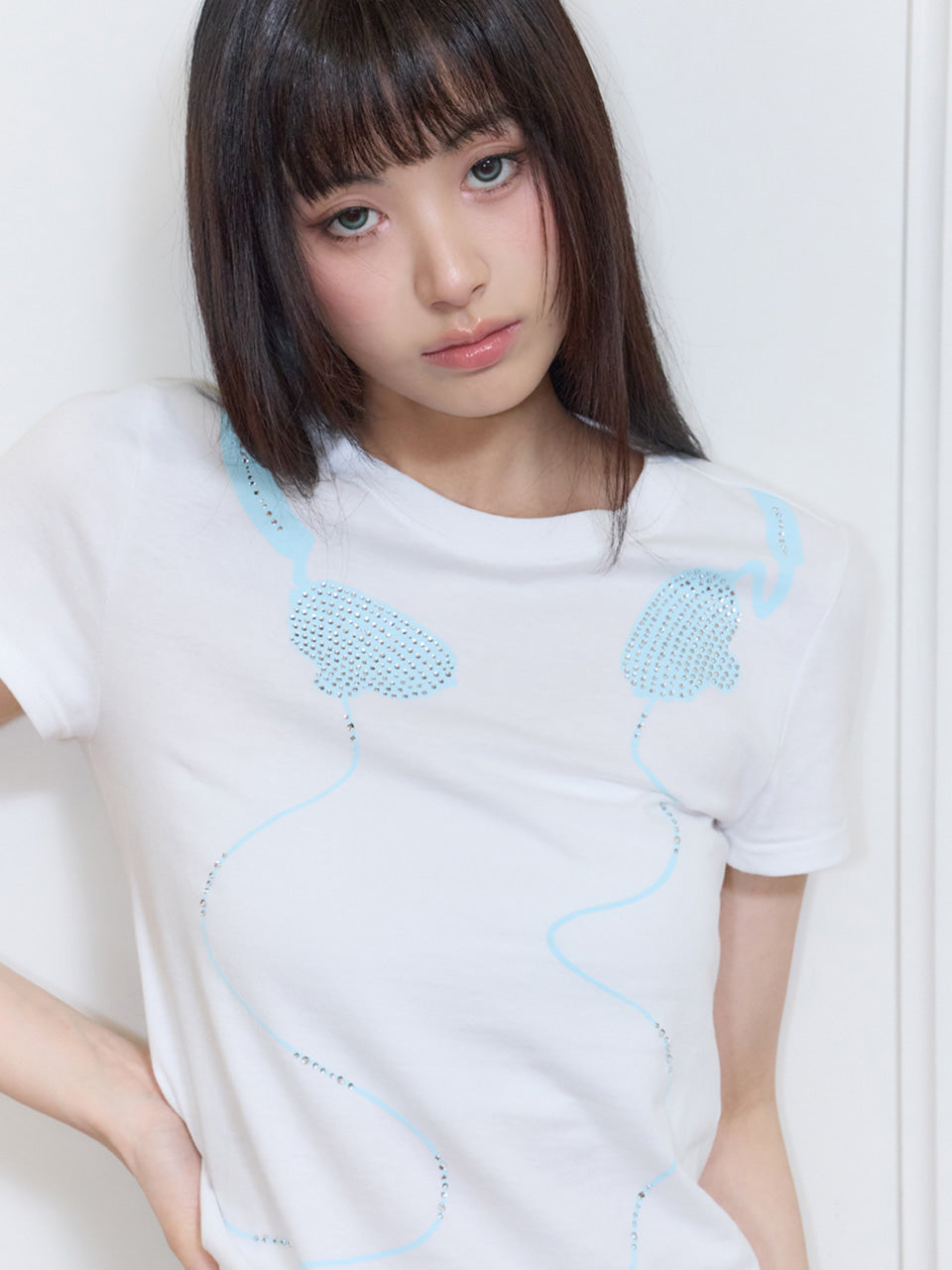 luv-is-true-ss-26-sy-headset-graphic-tee-white-white-s