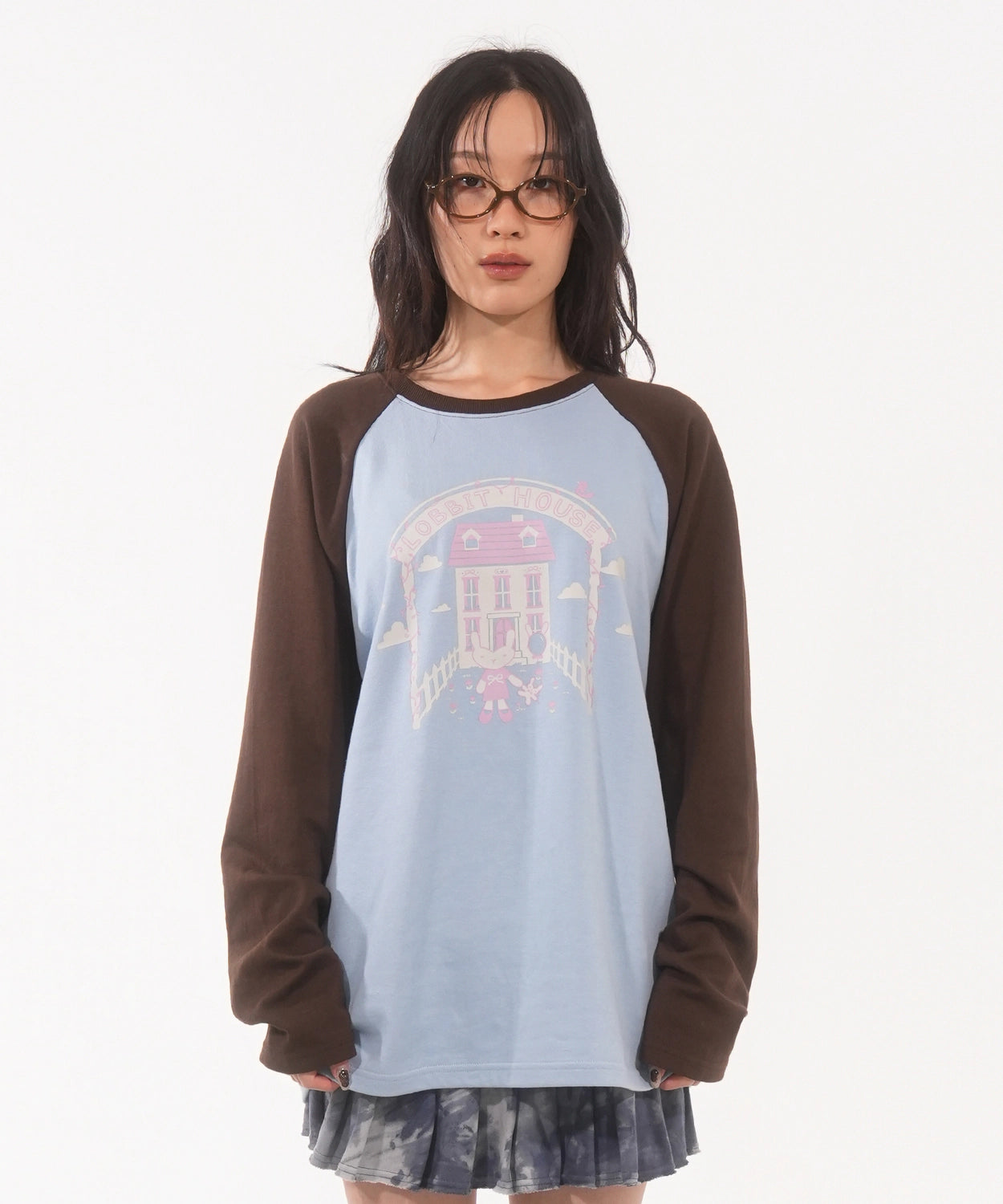 fanyoung-fw-25-lobbit-house-raglan-t-blue-brown-blue-brown-s