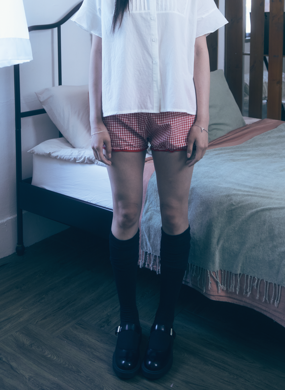 guwolsibil-ss-26-check-pump-short-pants-red-red-s