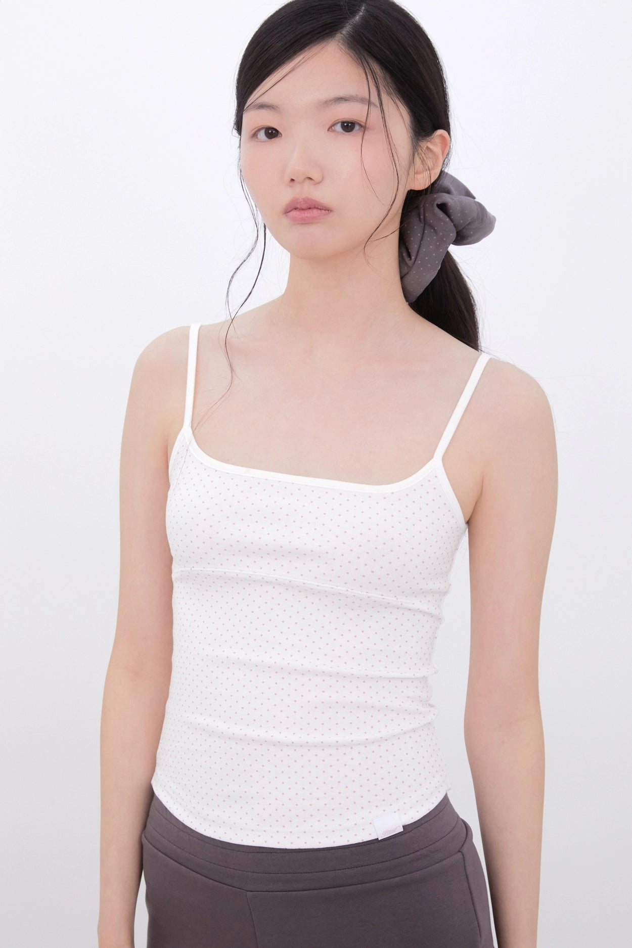 innermuseum-ss-25-dot-twotone-sleeveless-(ivory)