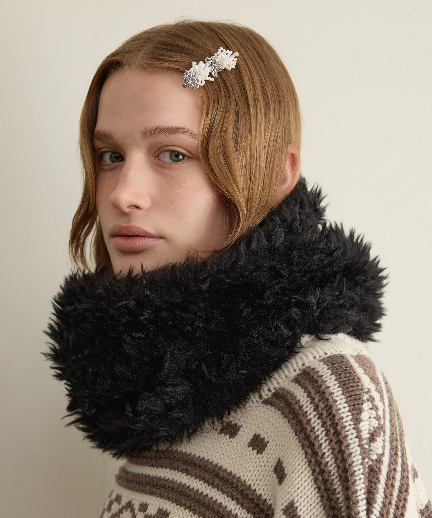 fun-from-fun-fw-25-fur-nest-muffler-black-black-s