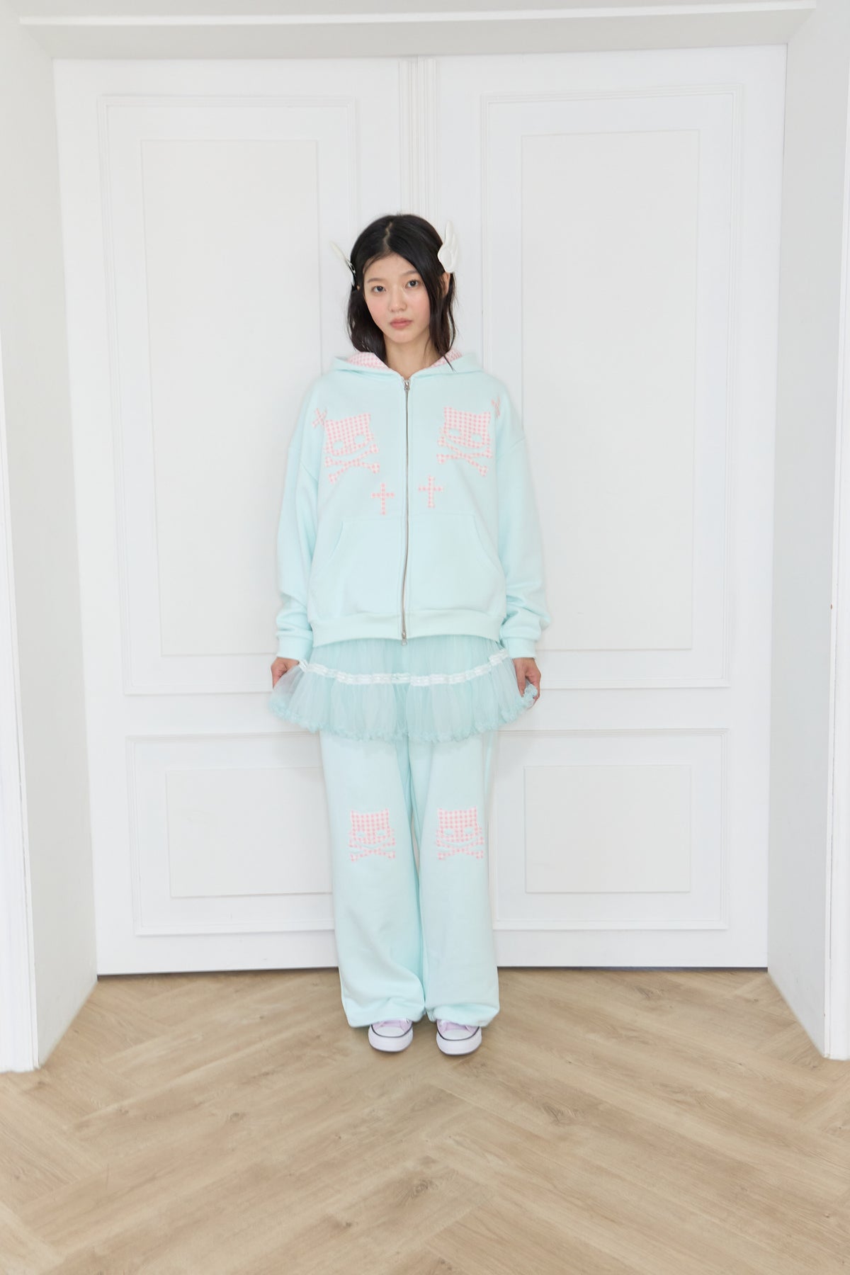 shakiri-fw-26-kiri-skull-patch-sweat-pants-mint-mint-size