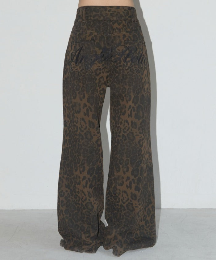 fancy-club-ss-25-leopard-boots-cut-pants-(brown)-f25qd892