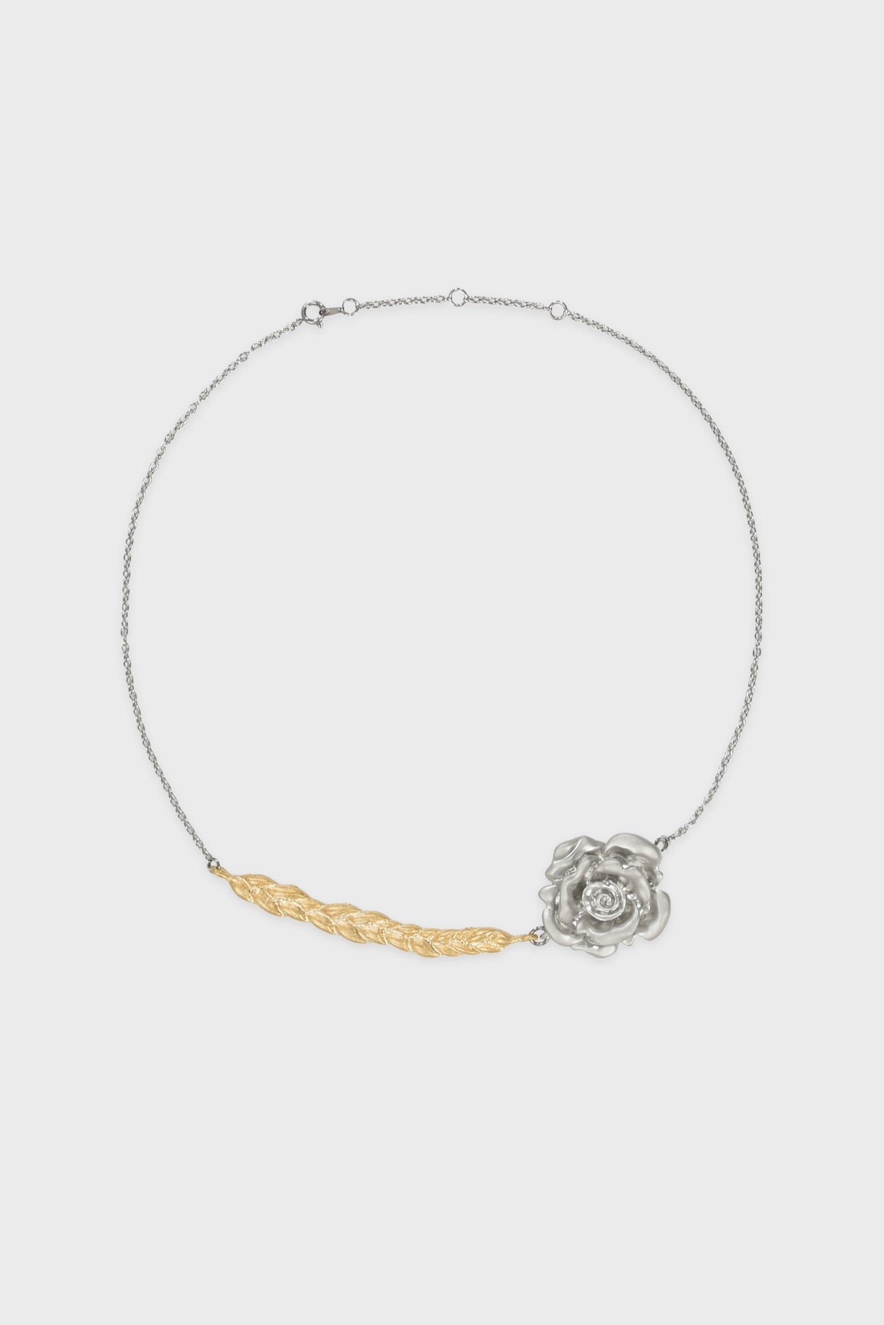 sinoon-fw-25-braided-rose-necklace-silver-gold-silver-gold-s