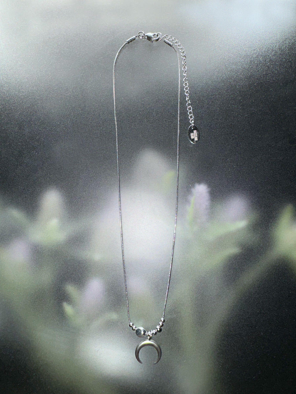 dazzling-club-seasonless-eclipse-necklace