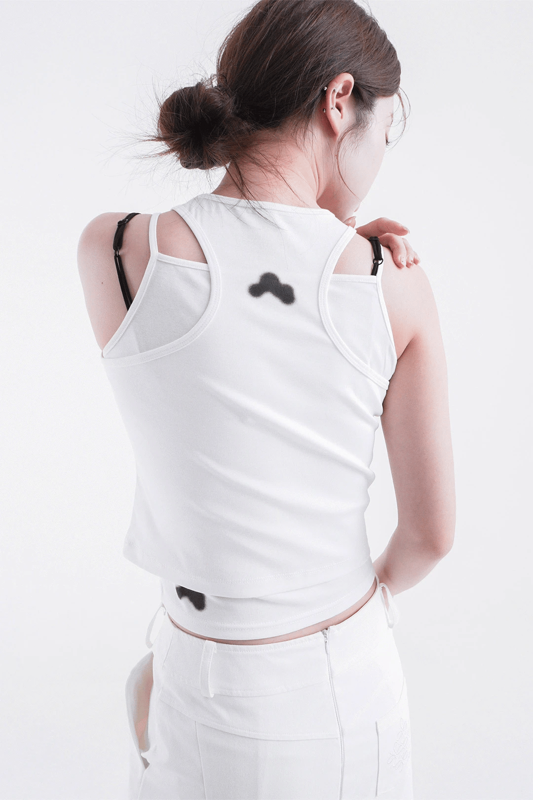 woohwa-fw-26-cloud-sleeveless-woo-white-white-s