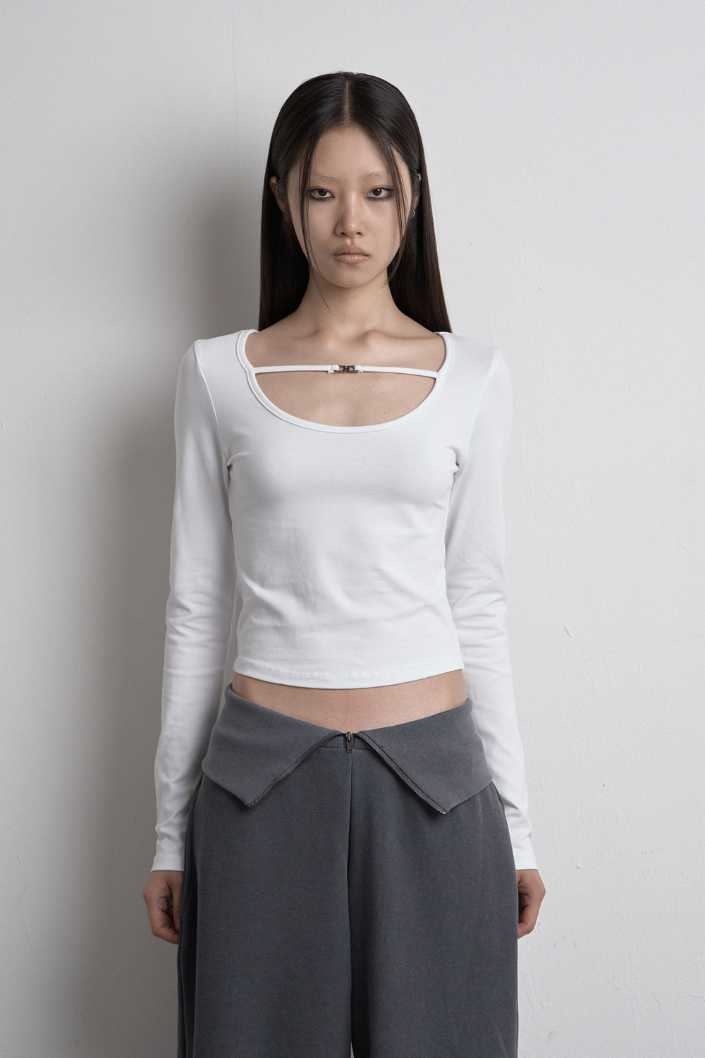 synerjyn-fw-25-two-way-buckle-long-sleeve-white-white-s