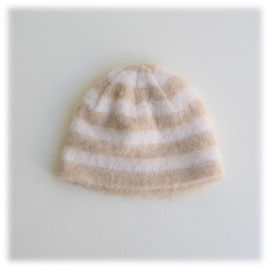 [SUH SUH] FW 24 HAIRY STRIPE BEANIE (BEIGE)