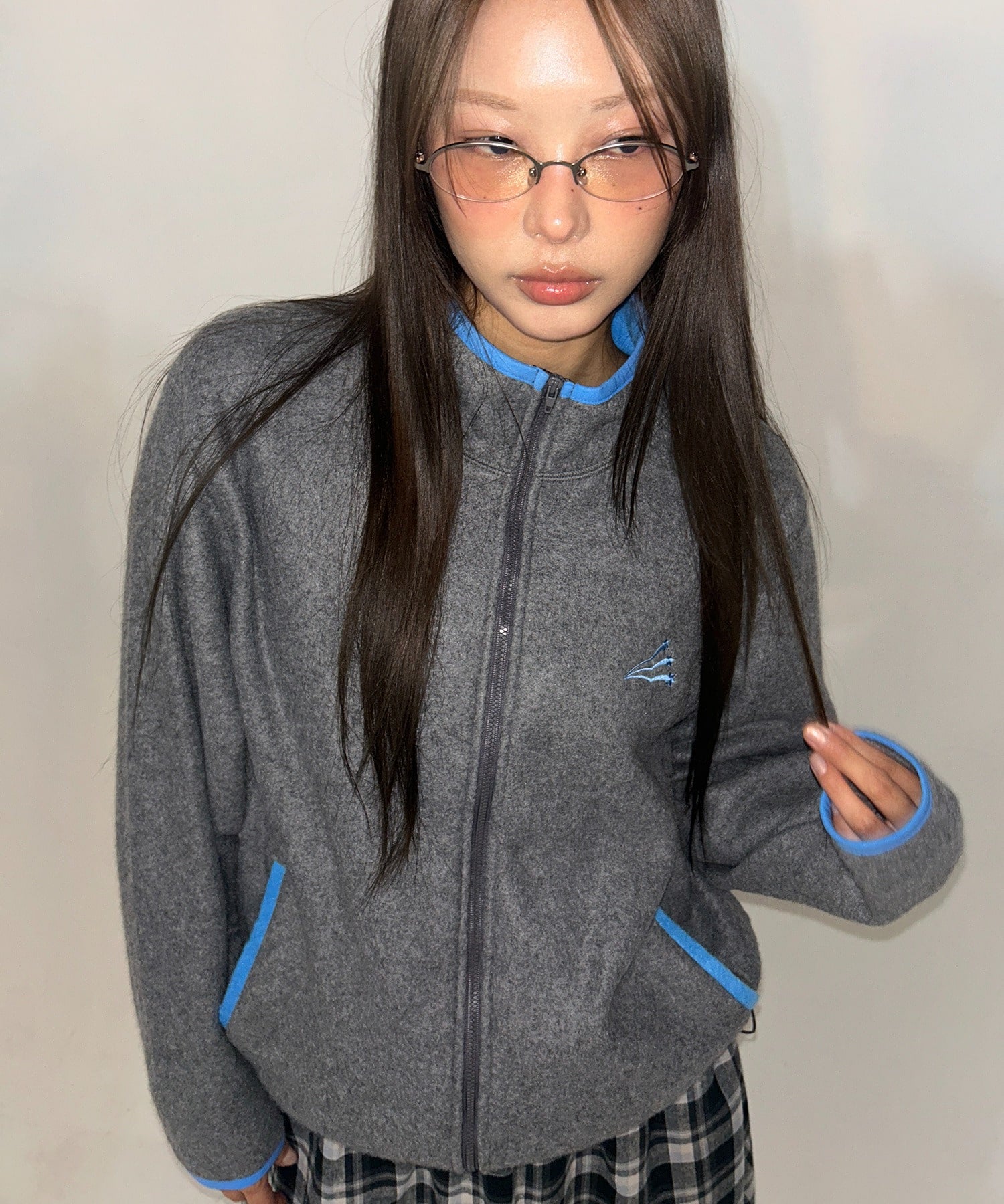 wonder-visitor-fw-25-heesu-fleece-zip-up-grey-grey-s
