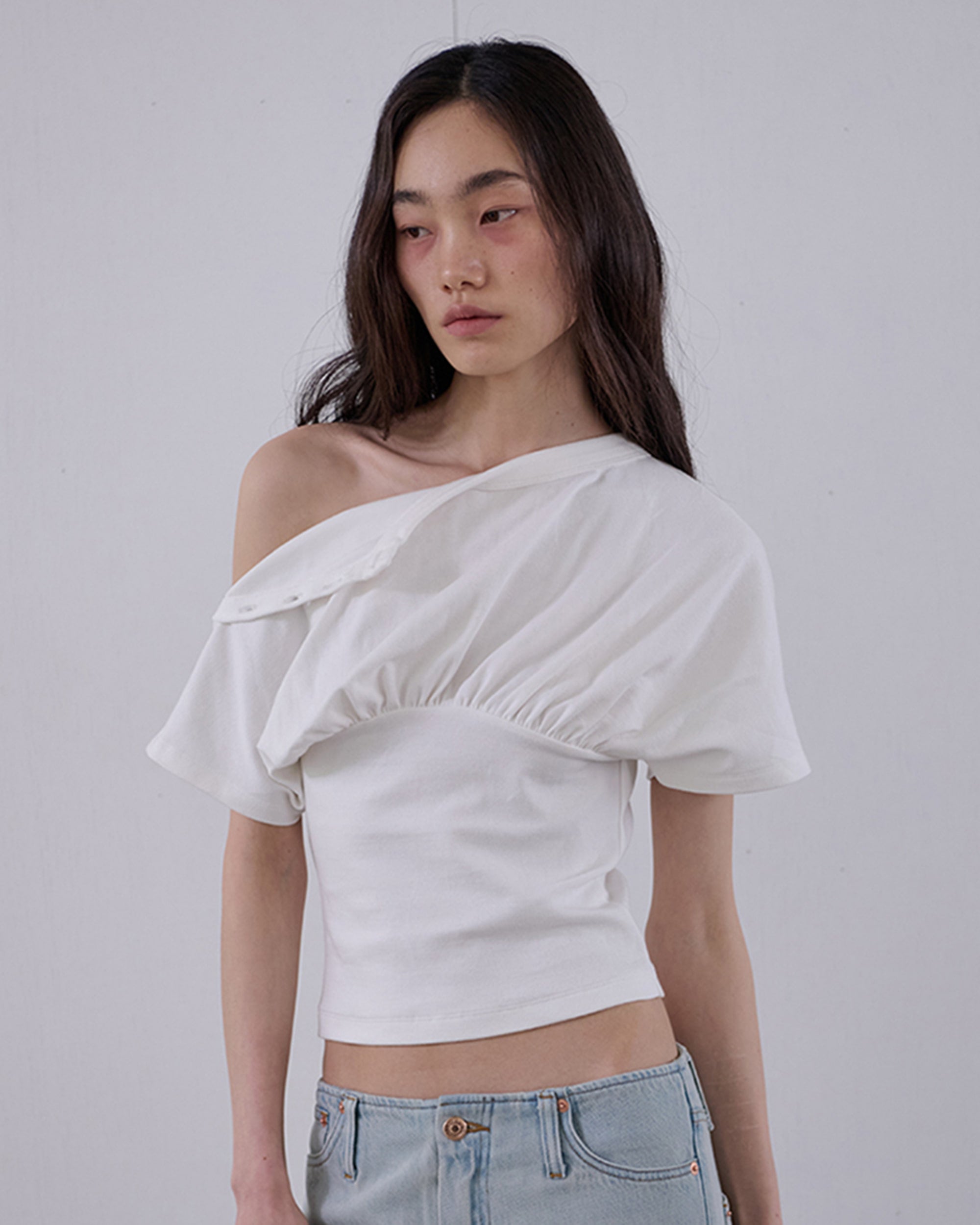 ordes-ss-26-asym-button-shoulder-tee-white-white-s