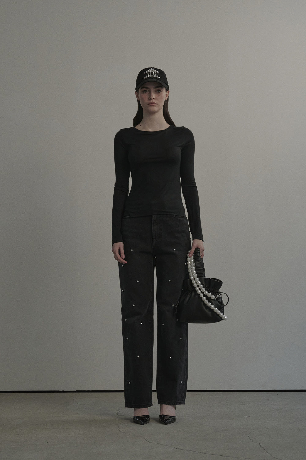 mausoleum-ss-25-moonlit-pearl-carter-straight-denim-jeandark-grey