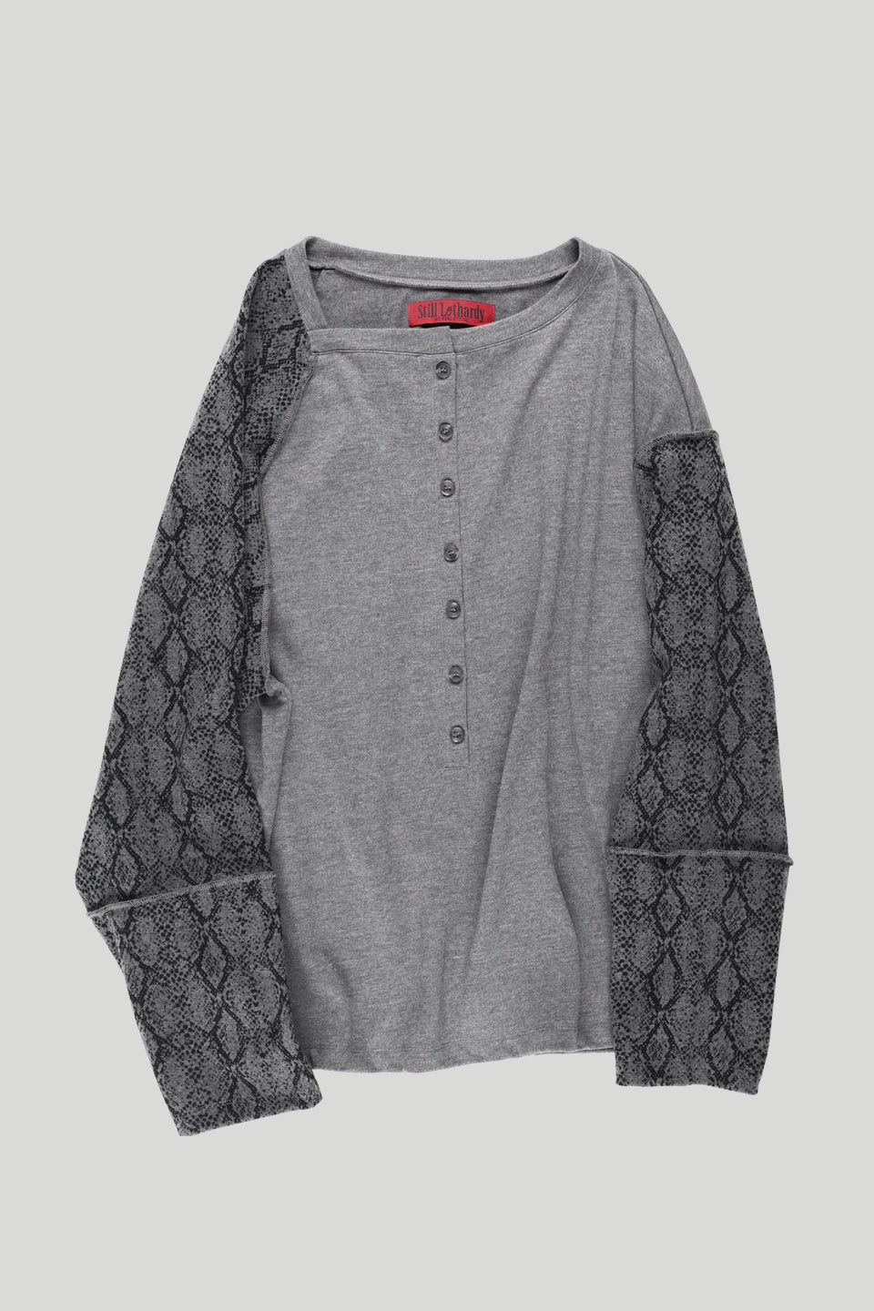 still-lethardy-fw-26-python-slip-neck-button-top-grey-s
