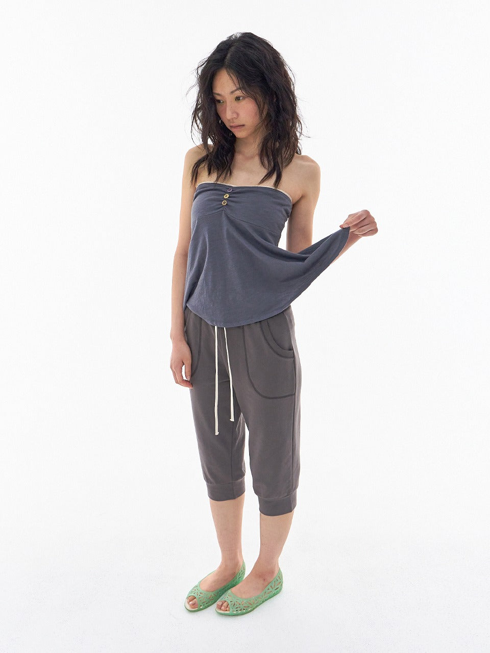 expired-girl-ss-26-easy-cropped-pants-charcoal-charcoal-s