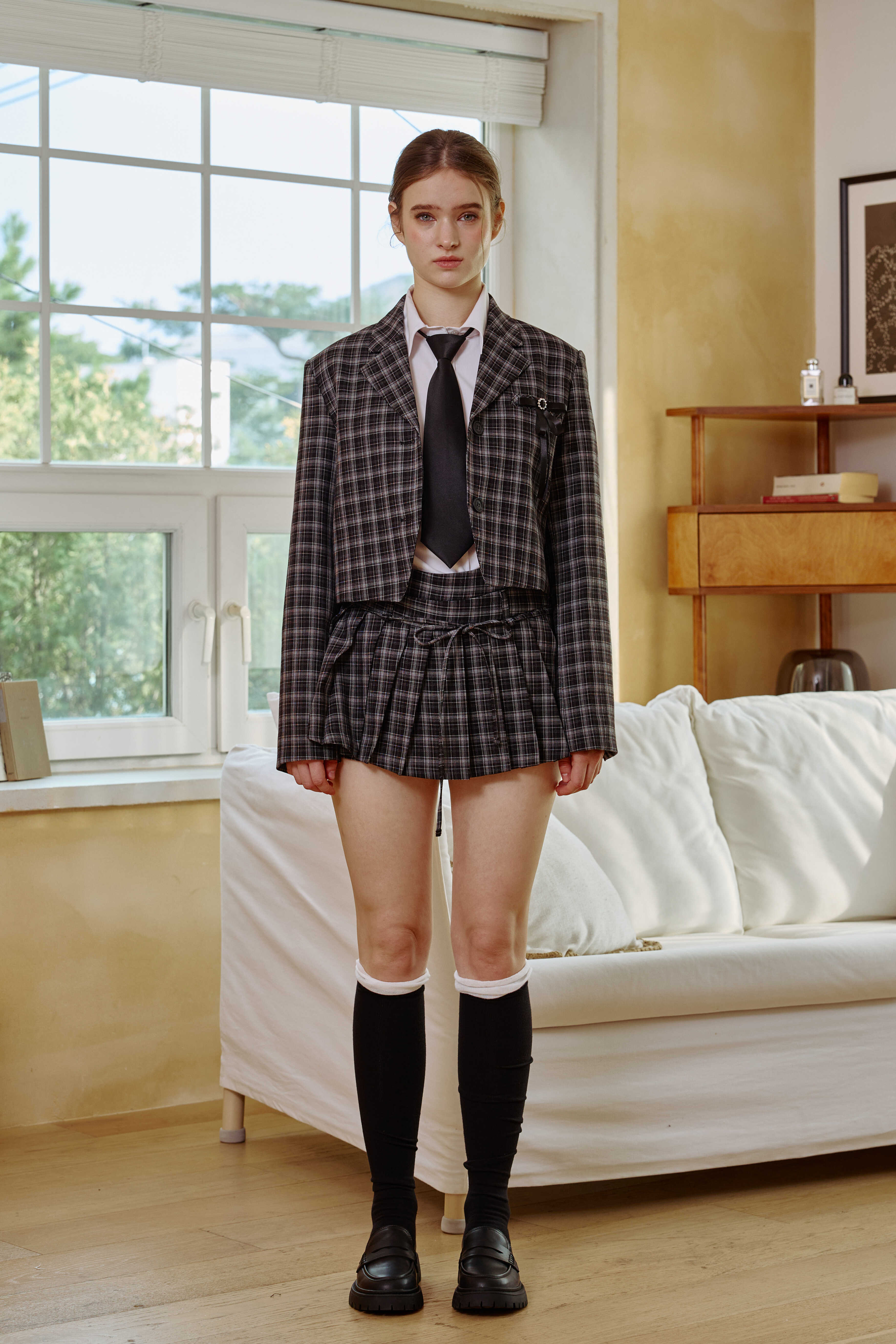 ari-fw-25-whitney-crop-jacket-black-black-s