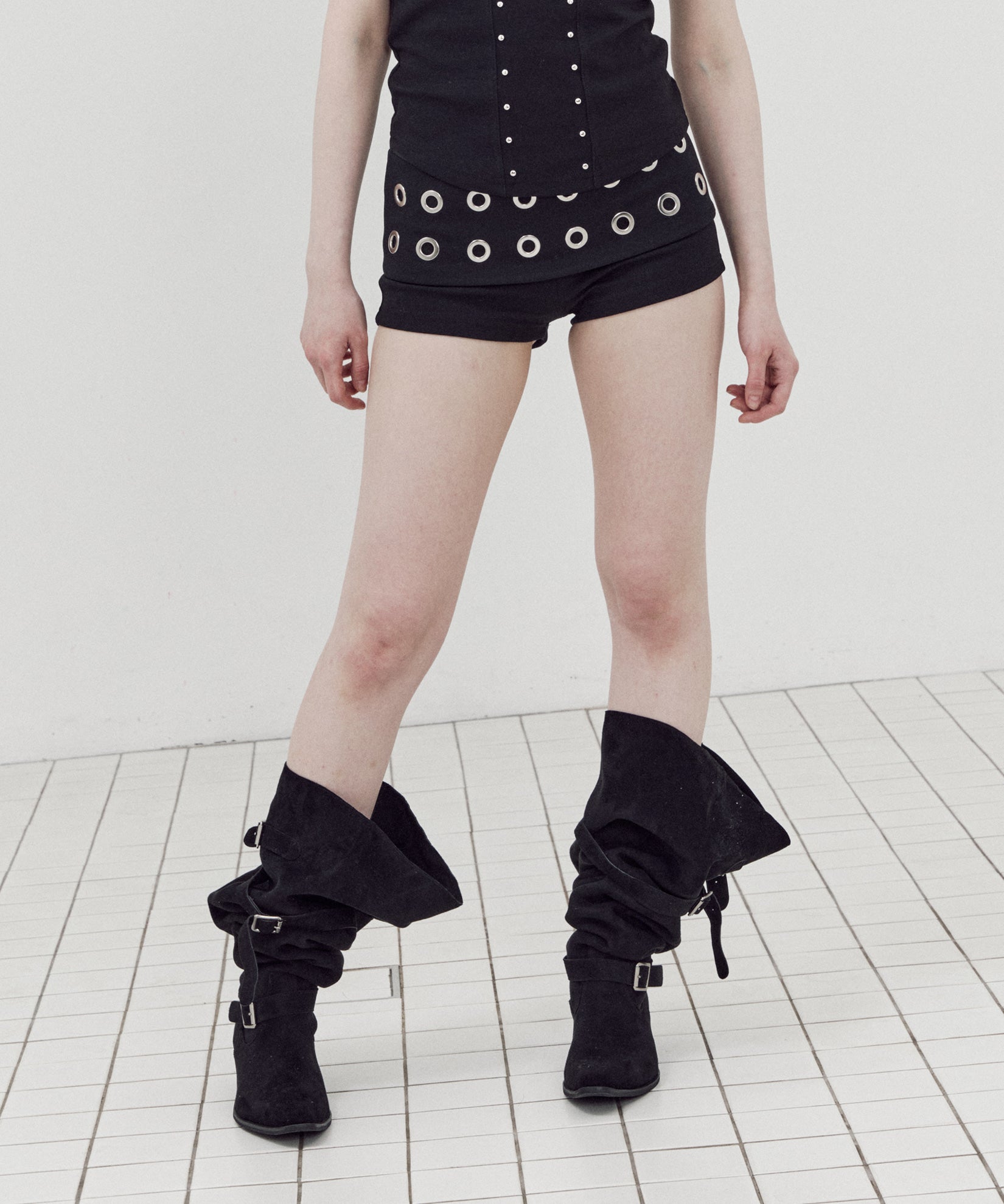 steup-exe-ss-26-eyelet-waist-short-pants-black-black-s