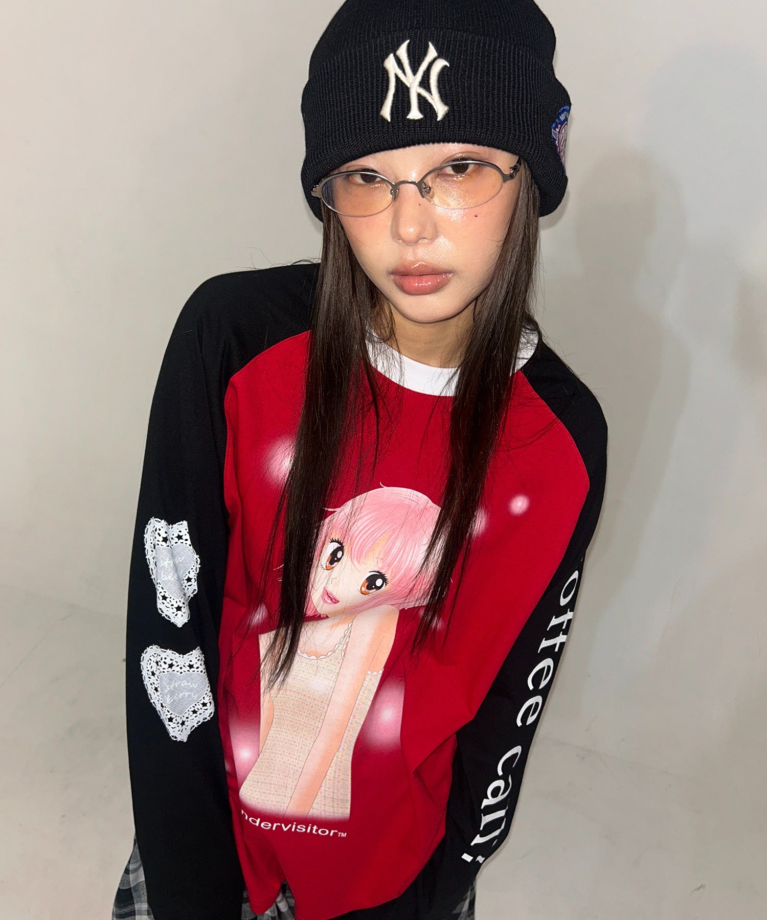 wonder-visitor-fw-25-yurina-lace-raglan-ls-t-red-red-s