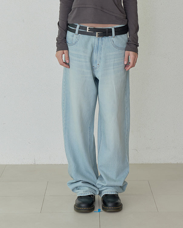 ordes-fw-25-essential-relaxed-semi-baggy-jeans-ice-blue-ice-blue-s